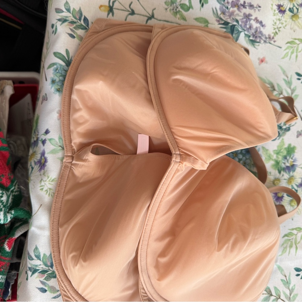 Victoria's Secret Nude Bra